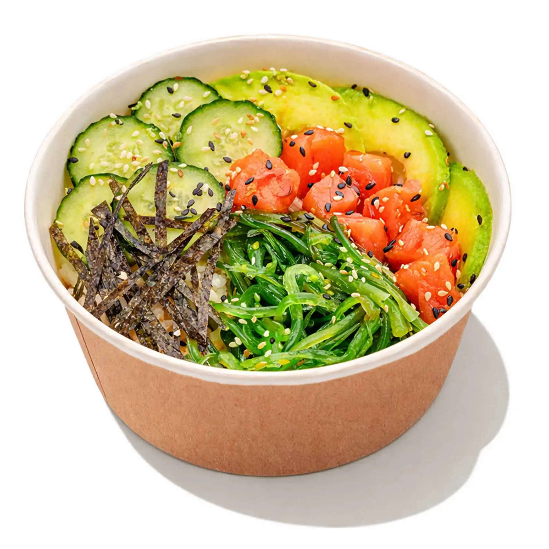 Поке с лососем - Свежий лосось, спелое авокадо, хрустящий огурчик, сочная чука, кунжут, водоросли нори, соус поке и рис