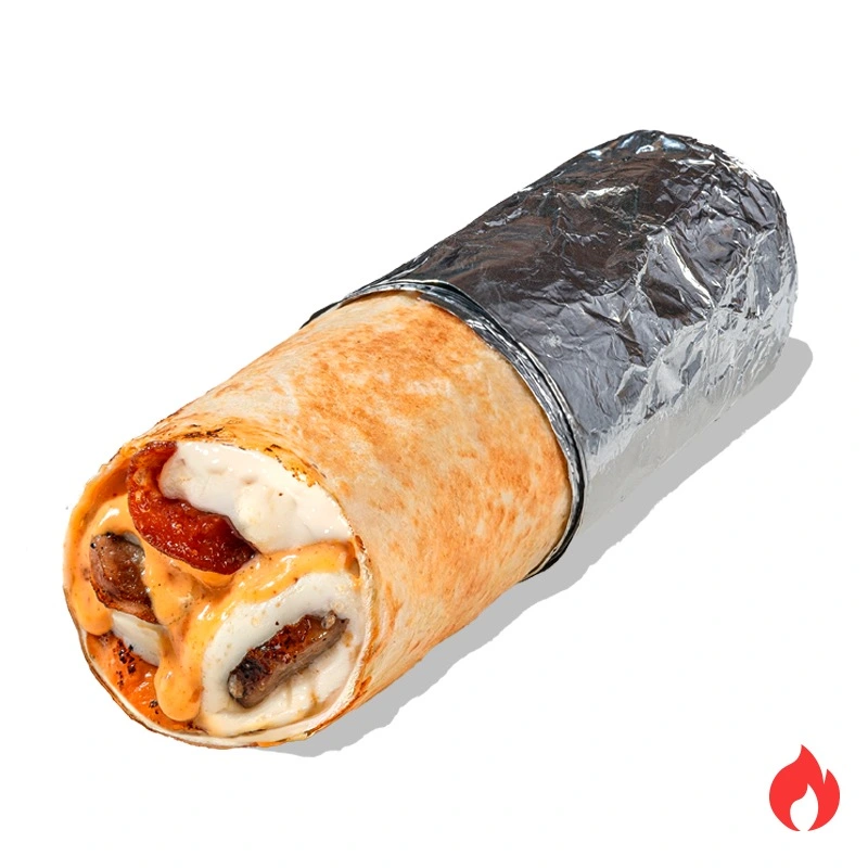 Супермясной ролл - Запеченный ролл с цыпленком, моцареллой, сочными свиными колбасками, острыми колбасками чоризо и соусом бургер в тонкой пшеничной лепешке