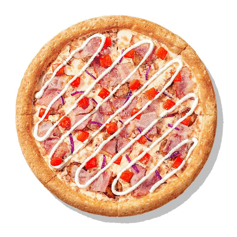 Кантри пицца - Итальянские колбаски, бекон, томаты, красный лук, соус барбекю, соус ранч и пармезан